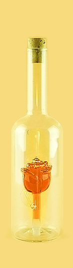 Бутылка «Чайная роза» из стекла ручной работы