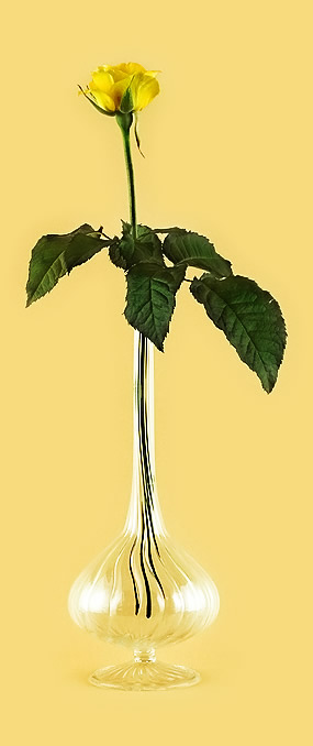 Ваза «Утонченность» из стекла ручной работы