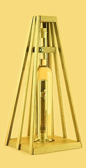 Бутылка для сигары в подарочной упаковке из стекла ручной работы