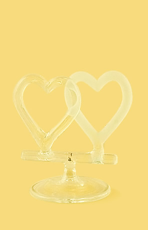 Влюбленные сердца из стекла ручной работы